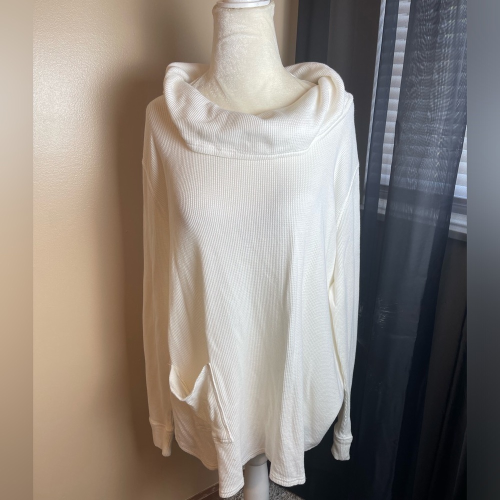Chico’s Zenergy Crowl Neck Tunic Size 16/18